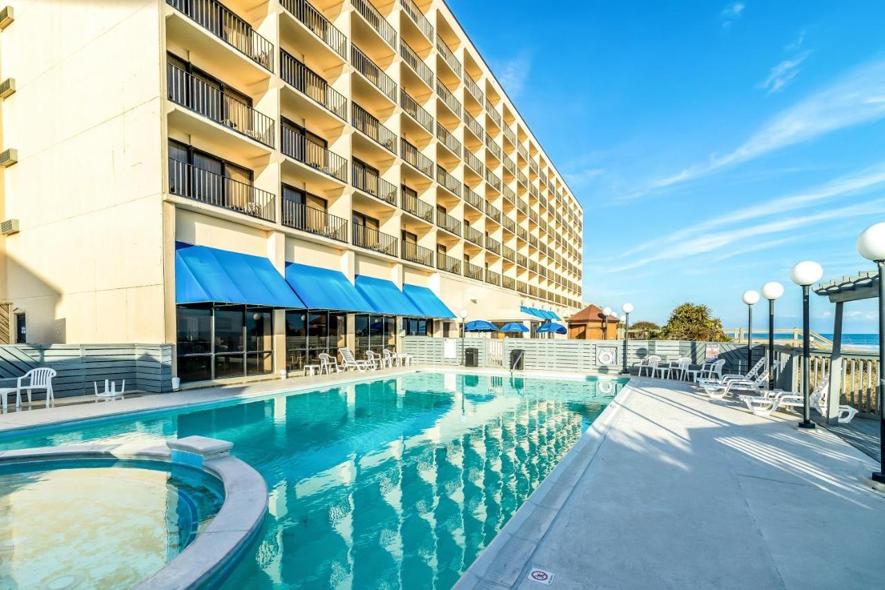 Crystal Coast Oceanfront Hotel Pine Knoll Shores Exteriör bild