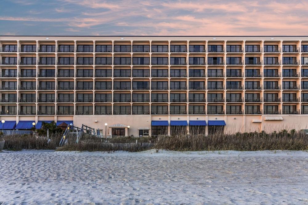 Crystal Coast Oceanfront Hotel Pine Knoll Shores Exteriör bild